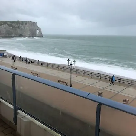 Apartman L'ideal, Vue