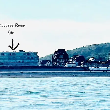 L'ideal, Vue Apartment *